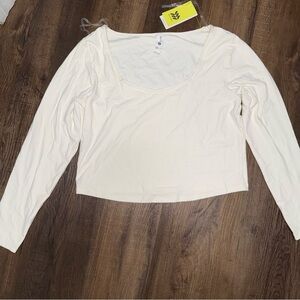 NWT Target All in Motion Everyday Soft Crop Longsleeve Top